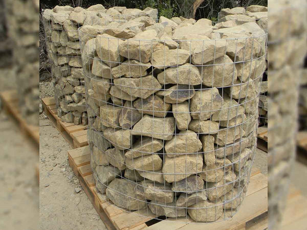 Wall rock and building stone for a dry-stacked wall
