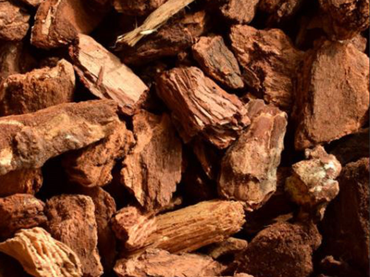 Natural fir bark mulch