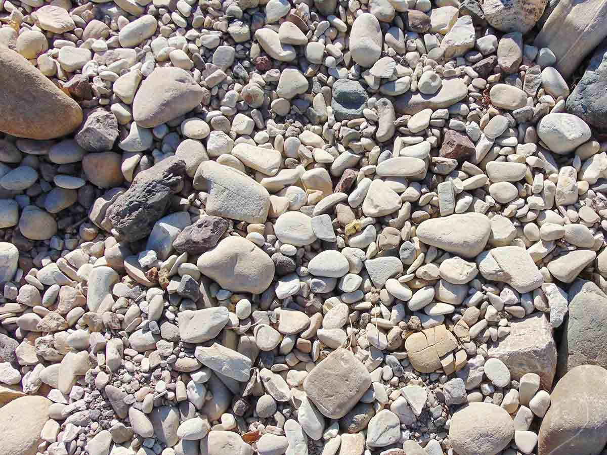 Santa Maria Float River Rock