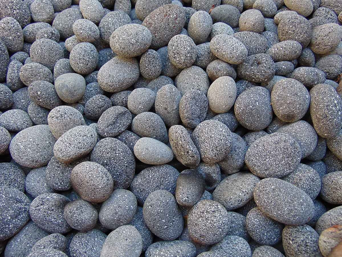 Black Nara Lava Pebbles