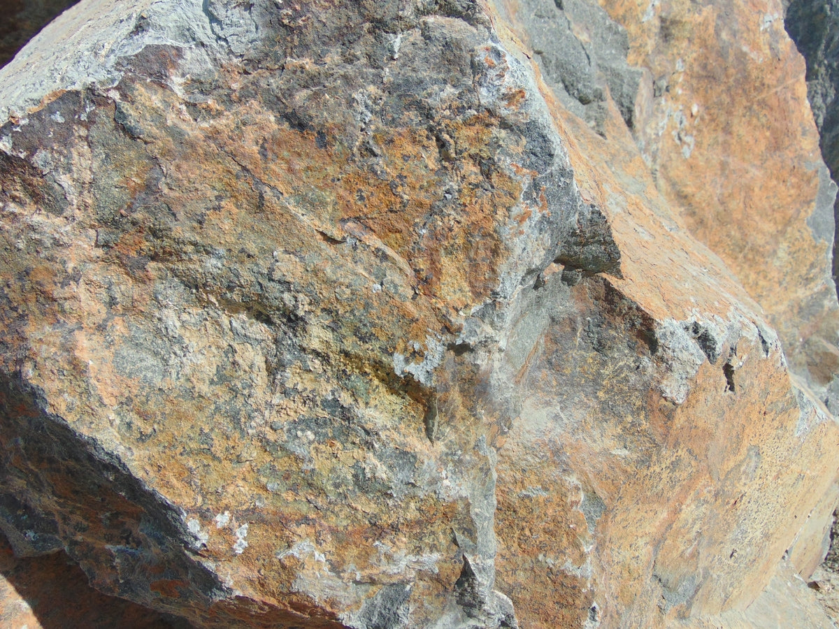 Hickory Creek specimen landscape boulder, quoted individually