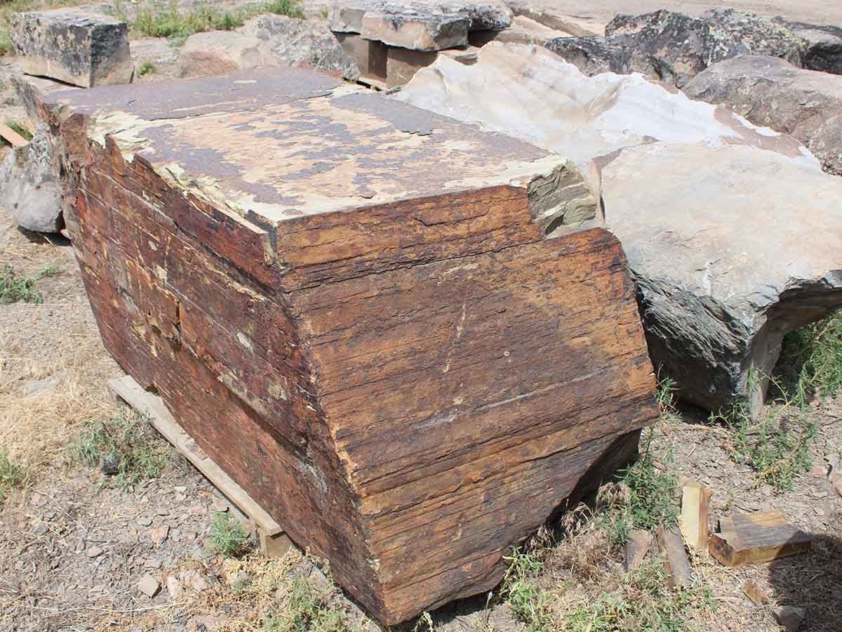 Montana Big Horn landscape boulders, 48 to 54 inch size