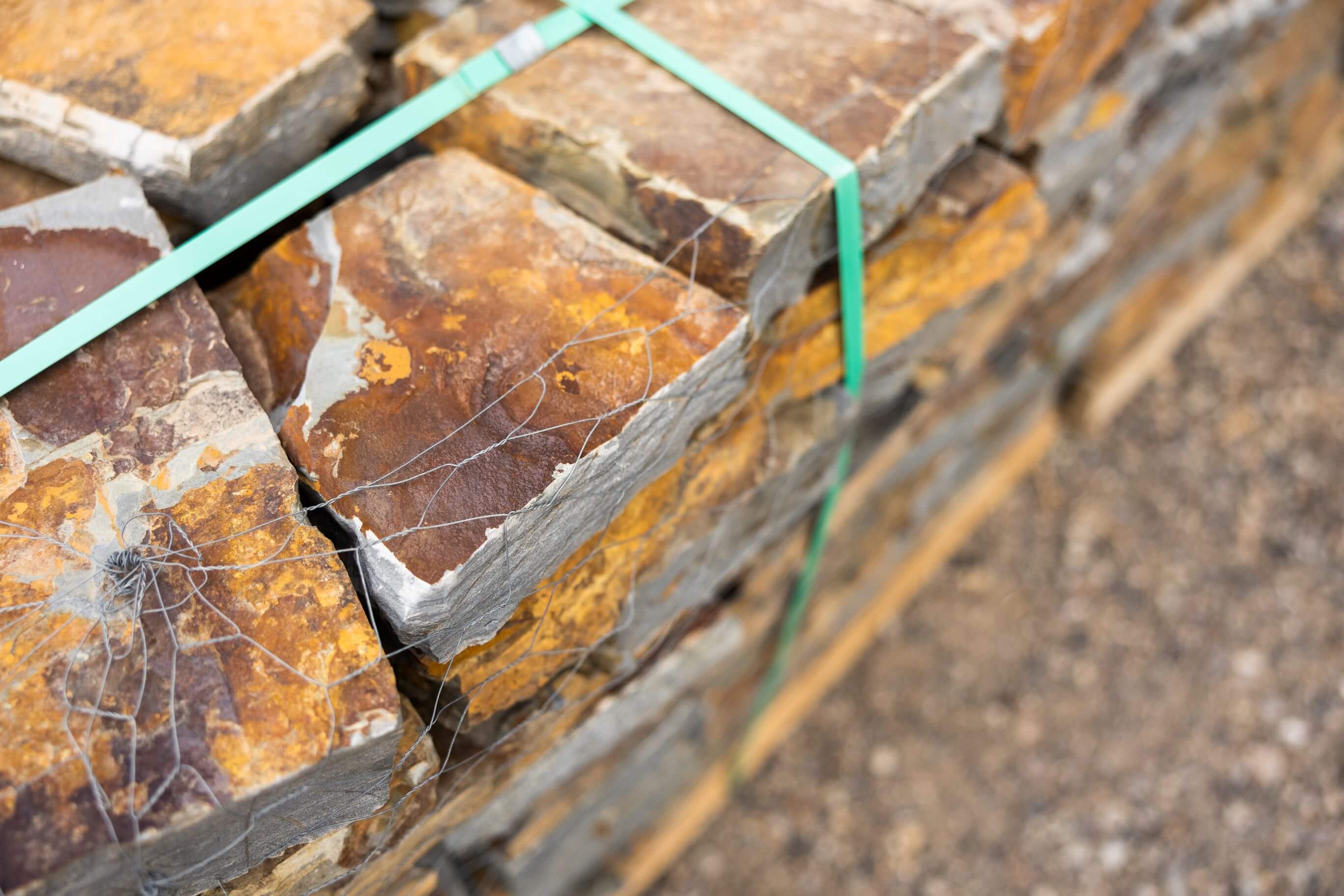 Montana Stampede Flagstone