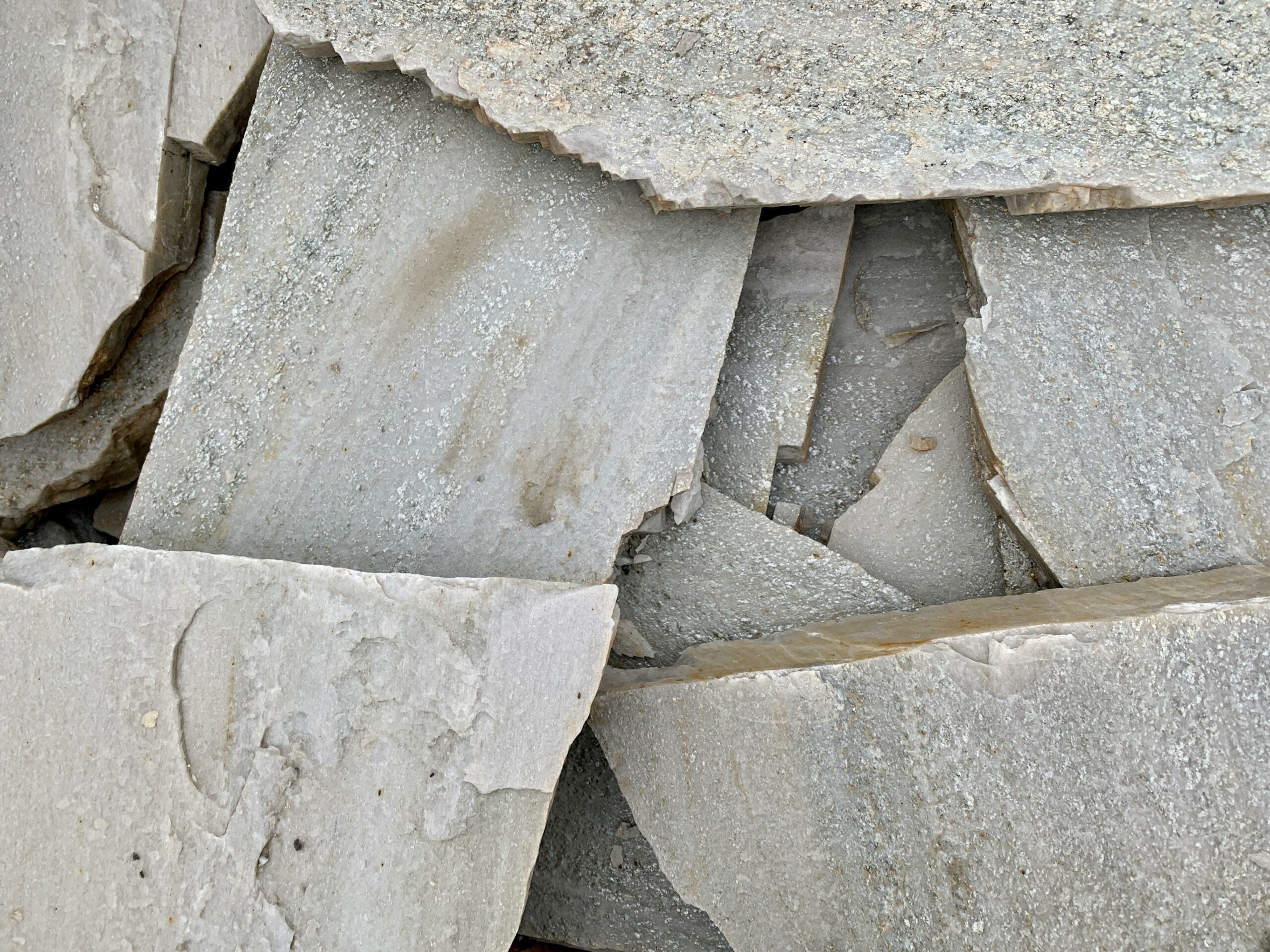 Silver Strike Flagstone